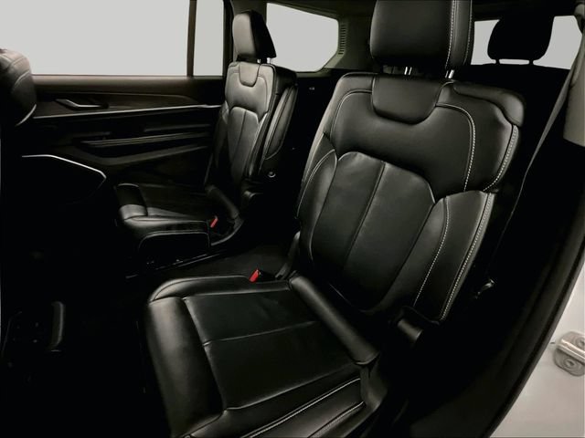 Used 2021 Jeep Grand Cherokee L Limited AWD/4WD image 25