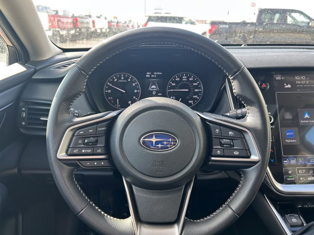 Used 2025 Subaru Outback Premium image 28
