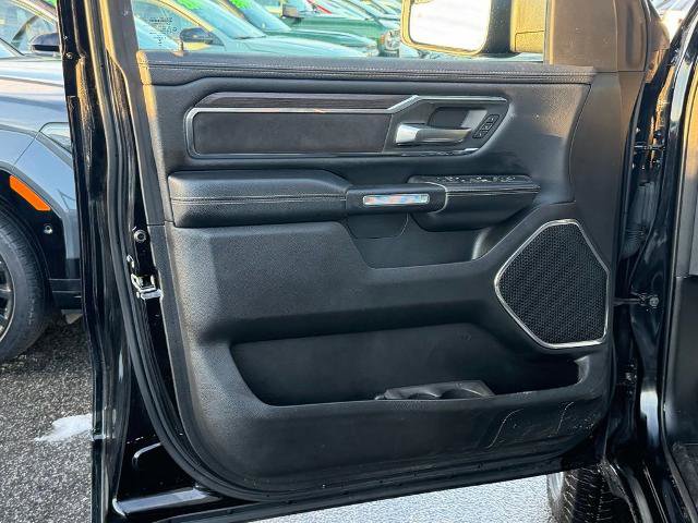 Used 2025 RAM 1500 Laramie w/ Sport Appearance Package AWD/4WD image 11