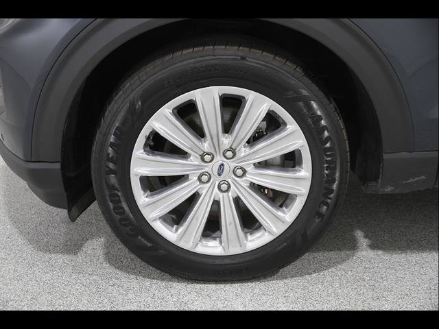Certified 2023 Ford Explorer Limited w/ Hybrid Equipment Group 310A AWD/4WD image 25