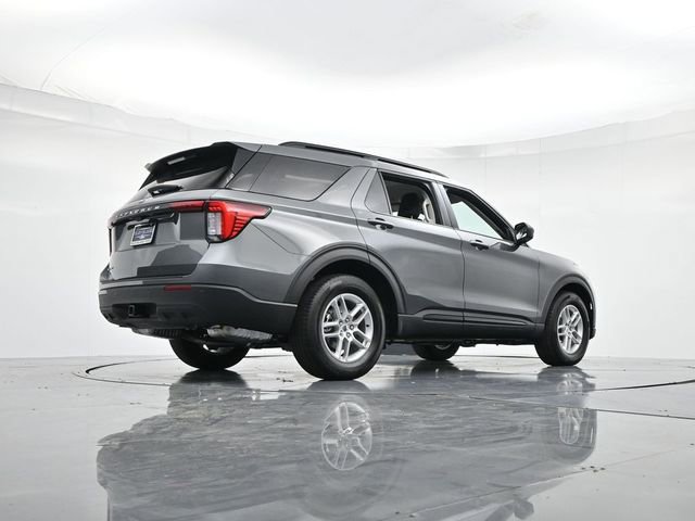 Certified 2026 Ford Explorer Active RWD image 31