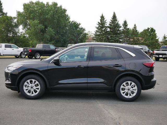 Certified 2023 Ford Escape Active w/ Tech Pack #1 AWD/4WD image 2
