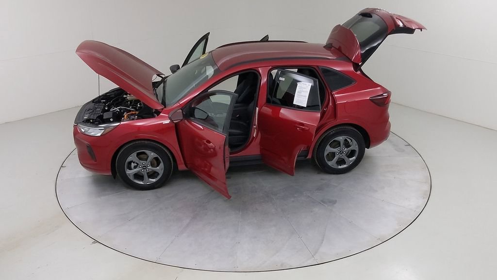 Certified 2024 Ford Escape ST-Line w/ Equipment Group 301A image 53