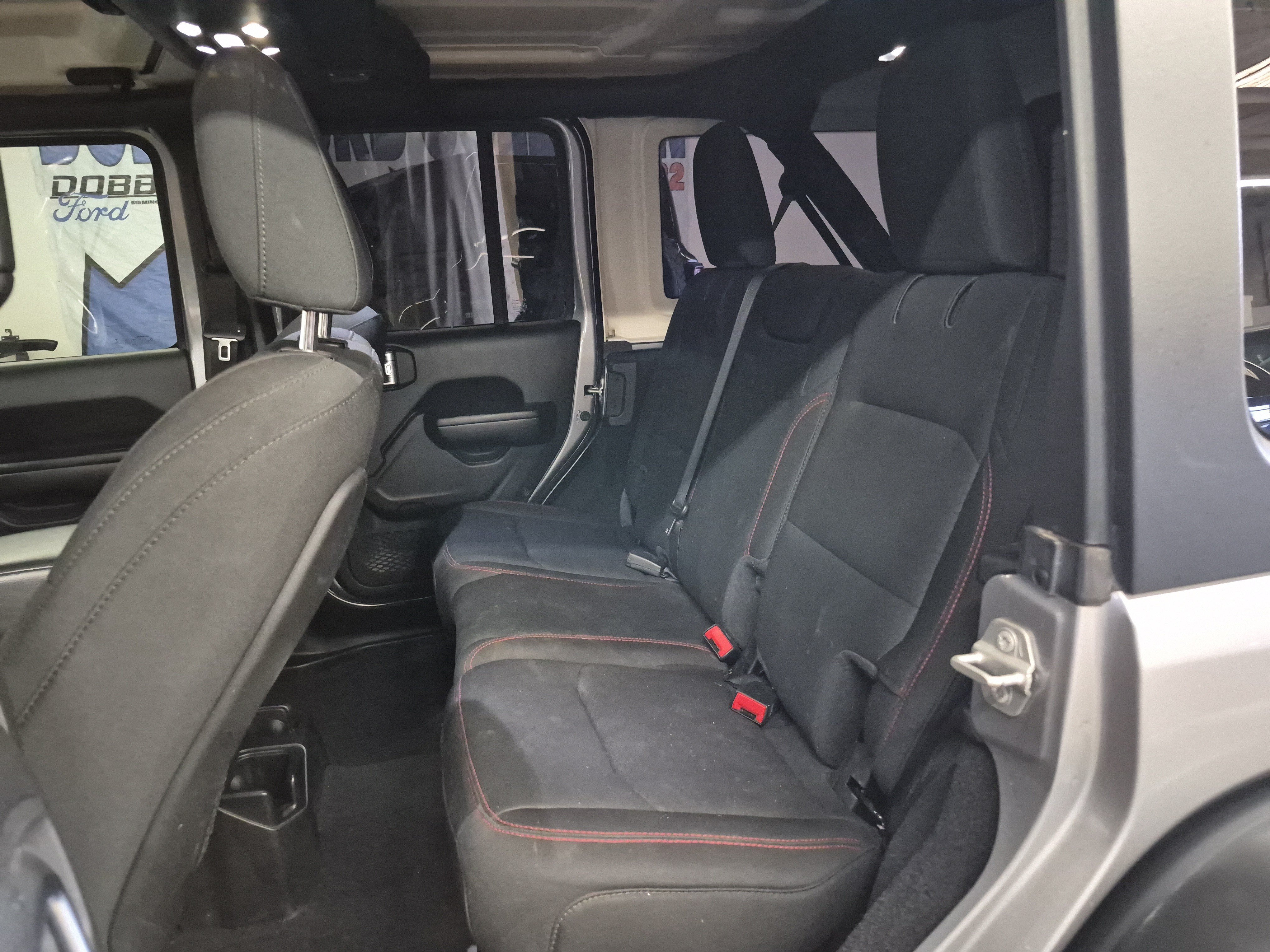 Used 2021 Jeep Wrangler Unlimited Rubicon AWD/4WD image 13