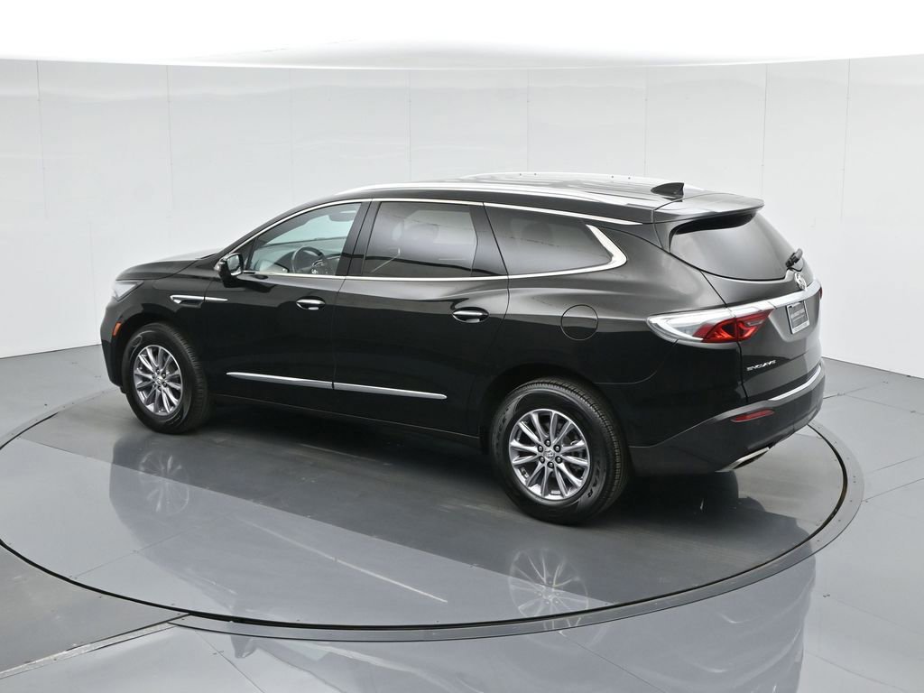 Used 2024 Buick Enclave Premium image 19