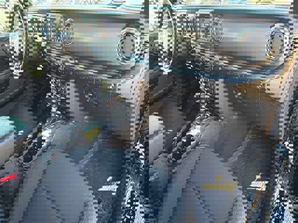 Used 2022 Jeep Wrangler Unlimited Sport image 13