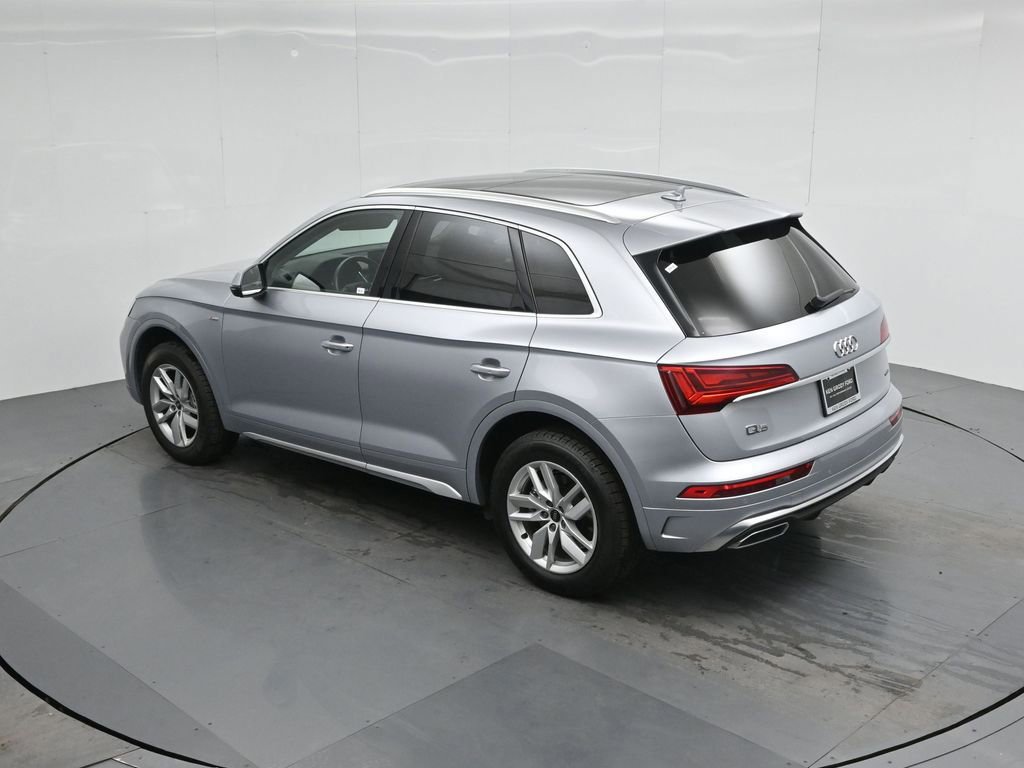 Used 2023 Audi Q5 2.0T Premium w/ Convenience Package image 19