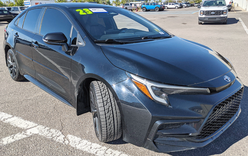 Used 2023 Toyota Corolla SE