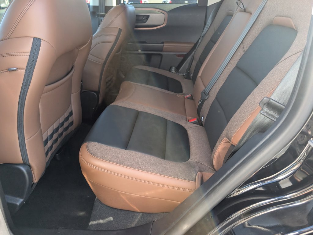 Certified 2025 Ford Bronco Sport Outer Banks w/ Outer Banks Tech Package+ AWD/4WD image 10