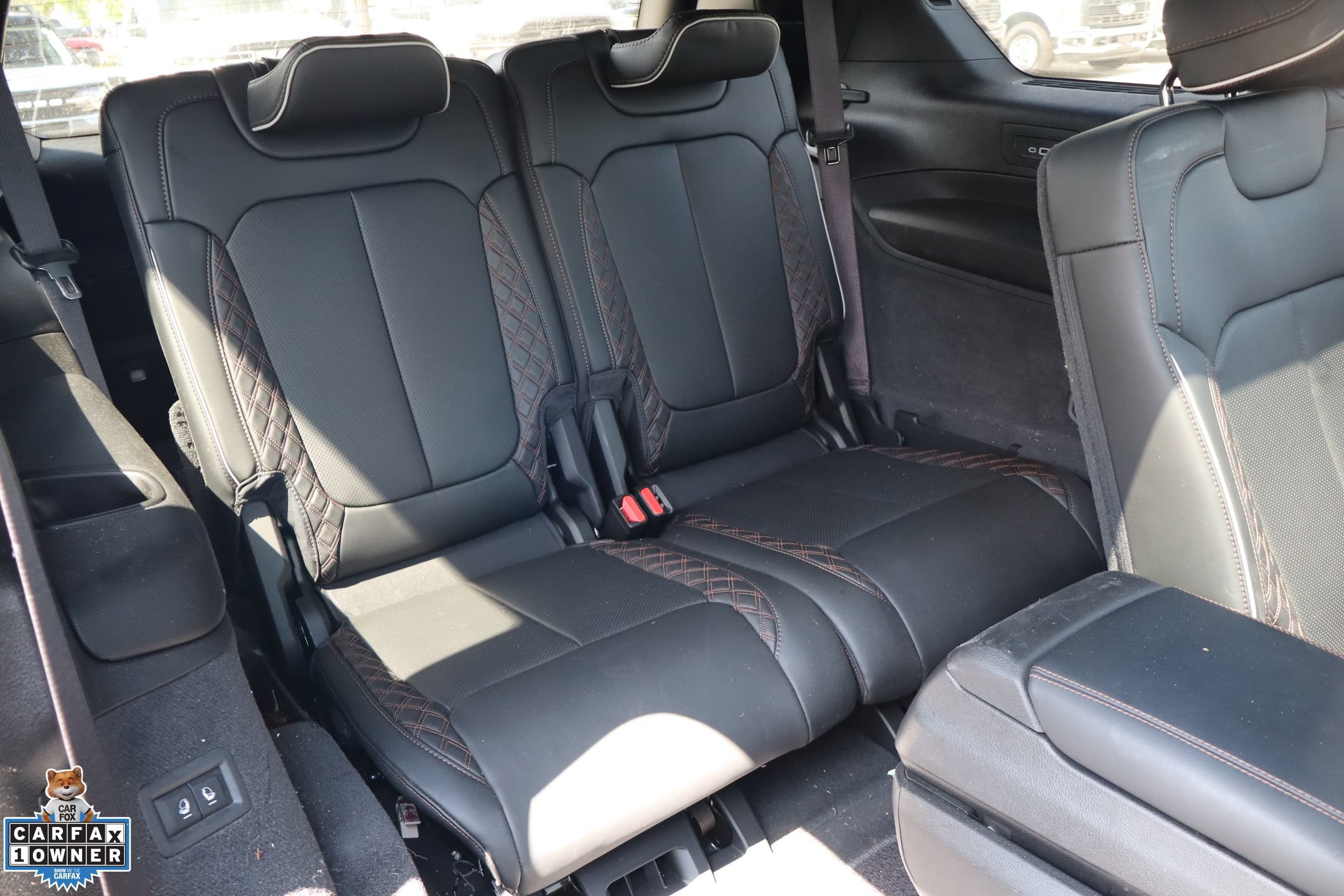 Used 2023 Jeep Grand Cherokee L Summit AWD/4WD image 29