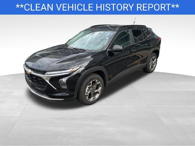 Used 2025 Chevrolet Trax LT