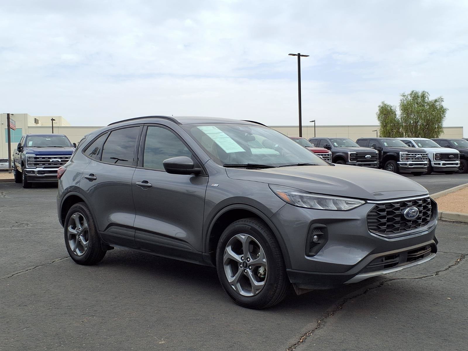 Certified 2025 Ford Escape ST-Line Select AWD/4WD image 8