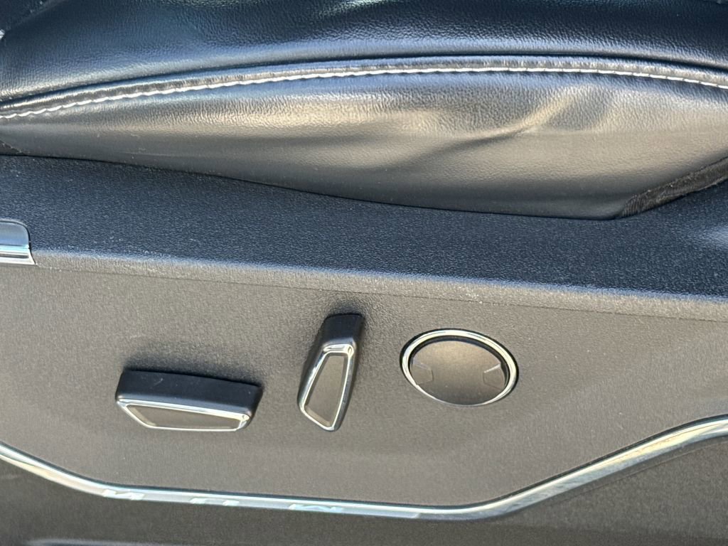 Certified 2022 Ford F150 Platinum w/ Equipment Group 701A High image 27