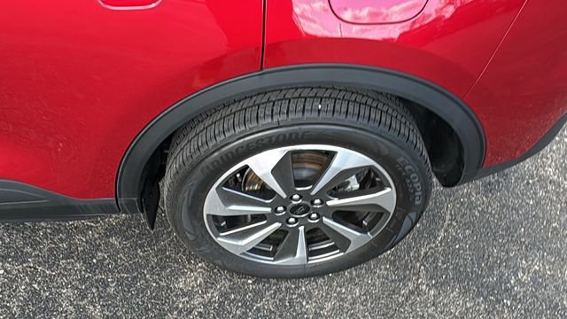 Certified 2024 Ford Escape Platinum image 28