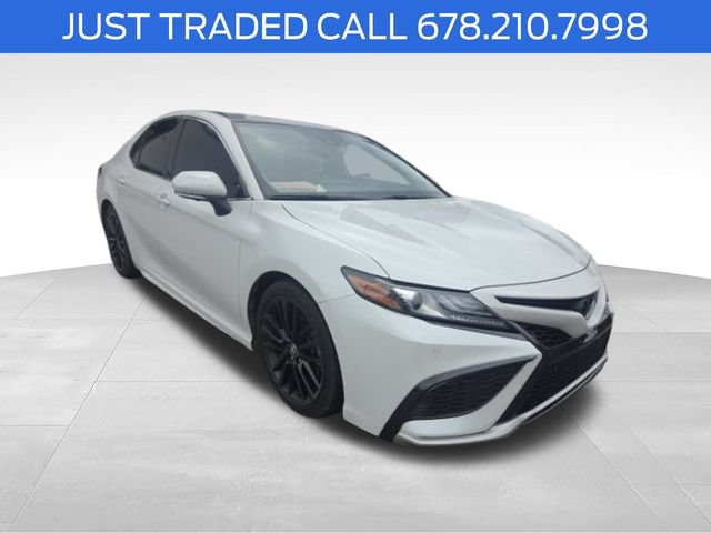 Used 2023 Toyota Camry XSE w/ Navigation Package FWD image 1