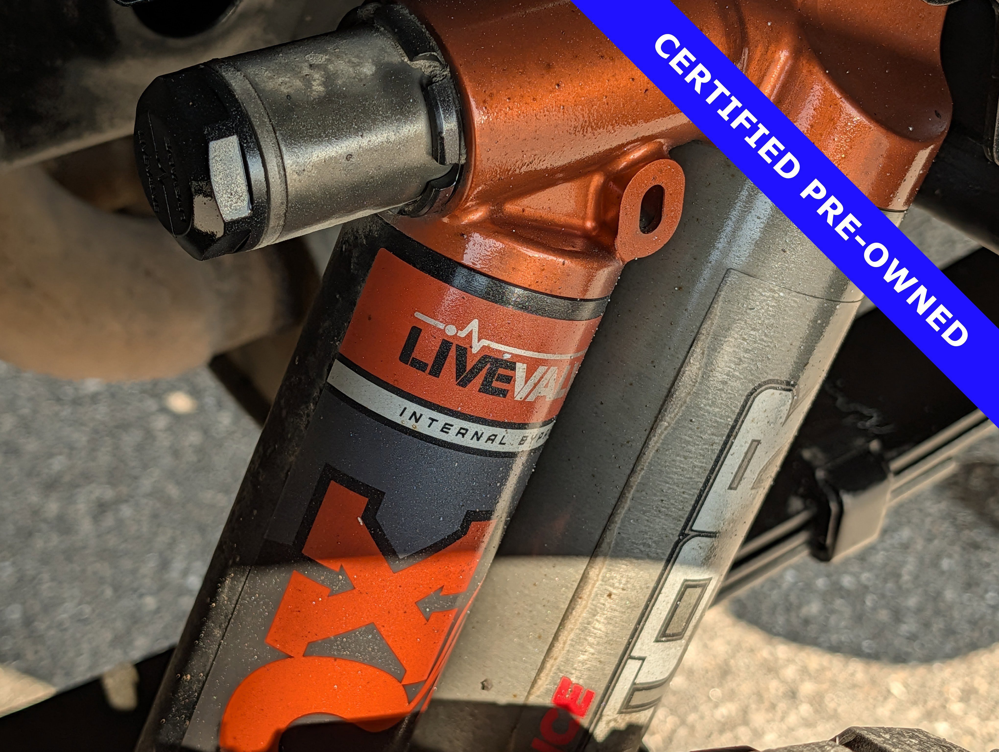 Certified 2019 Ford F150 Raptor w/ Equipment Group 802A Luxury image 19