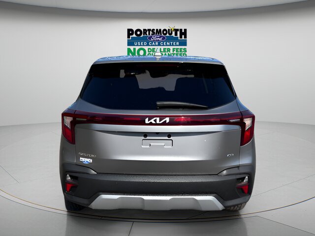 Used 2024 Kia Seltos LX AWD/4WD image 9