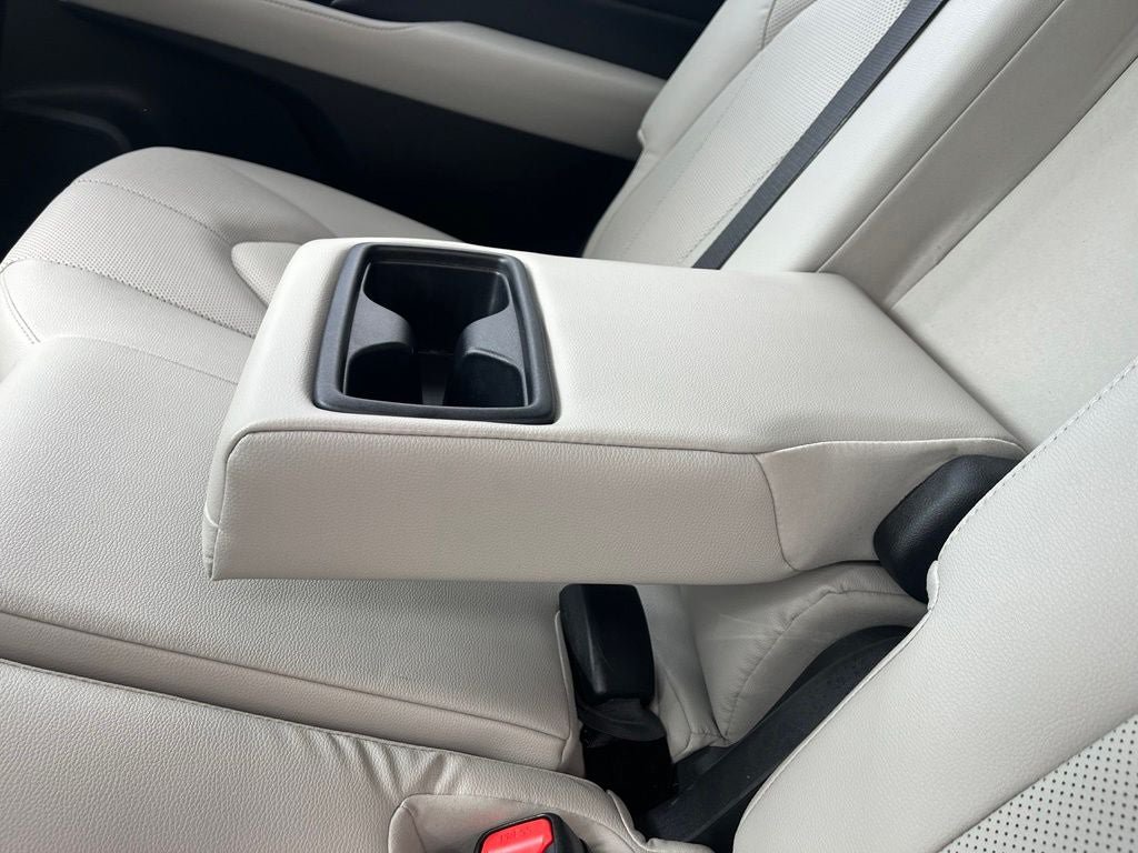 Used 2025 Toyota Grand Highlander FWD image 14