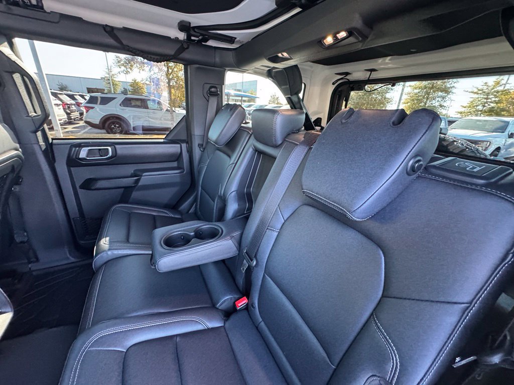 Certified 2025 Ford Bronco Badlands AWD/4WD image 25