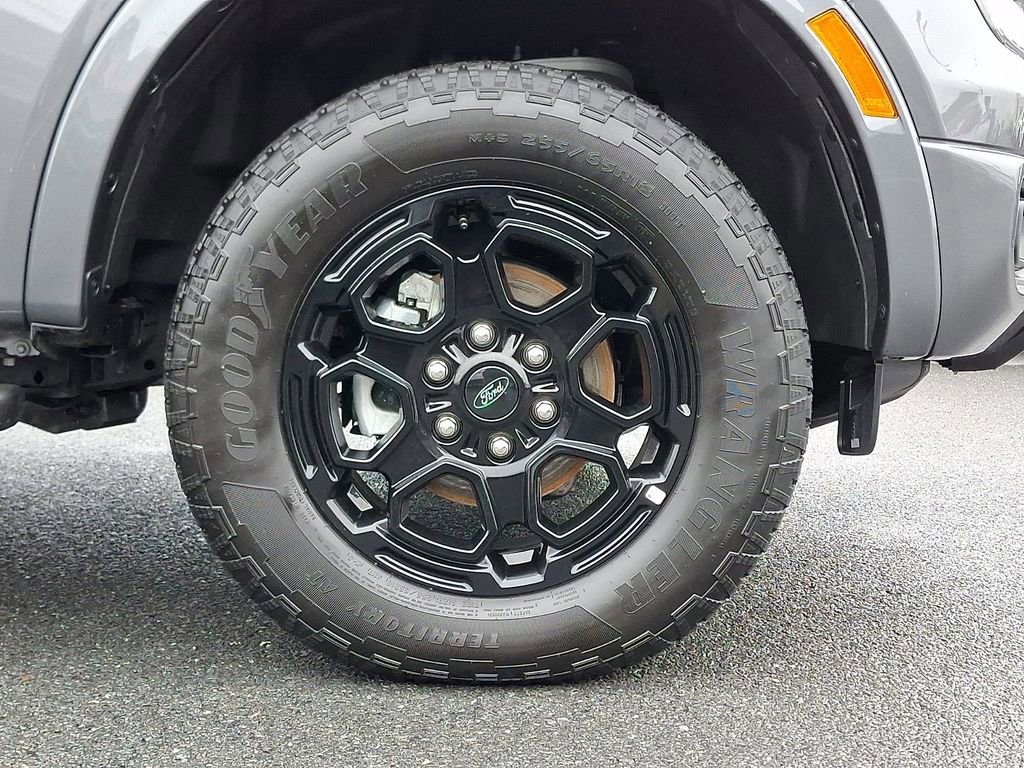 Certified 2025 Ford Ranger Lariat w/ FX4 Off-Road Package image 8