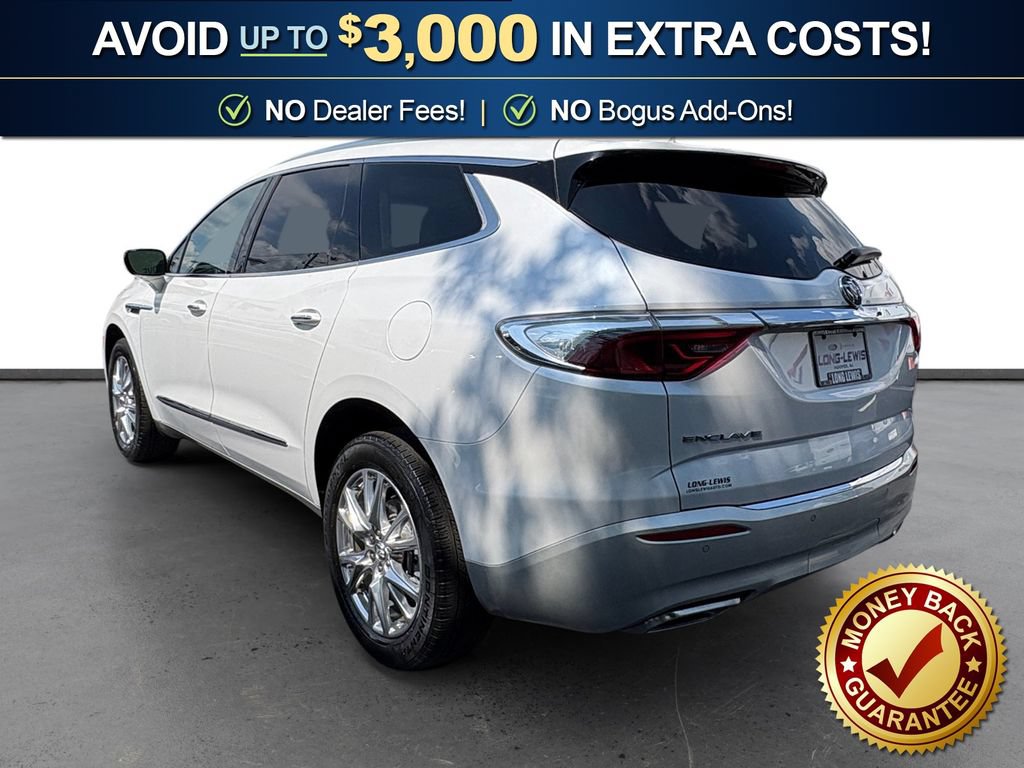 Used 2023 Buick Enclave Essence w/ Experience Buick Package FWD image 4