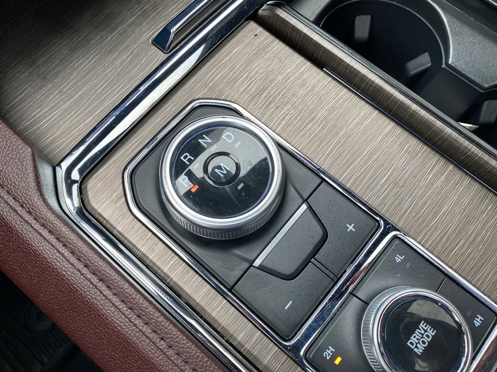 Certified 2024 Ford Expedition Limited image 28