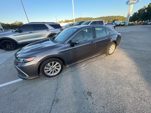 Used 2024 Toyota Camry LE FWD image 2
