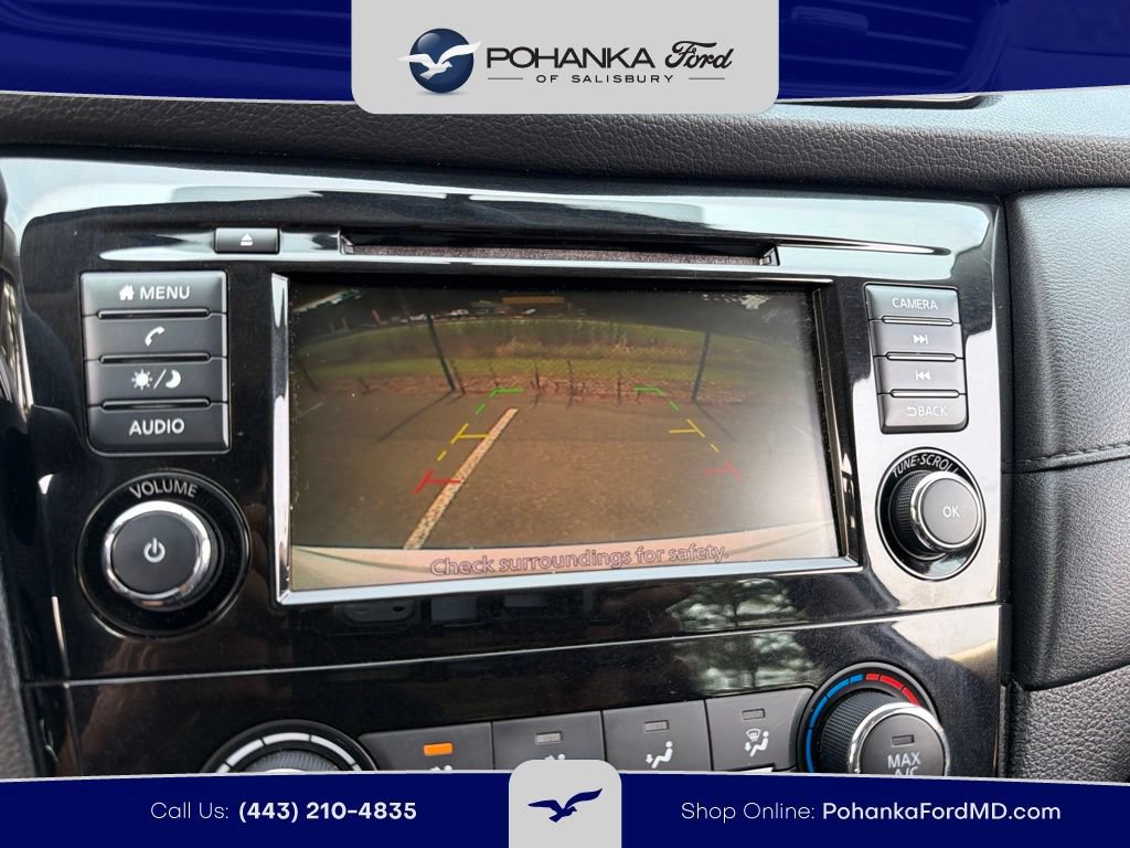 Used 2018 Nissan Rogue SV FWD image 11
