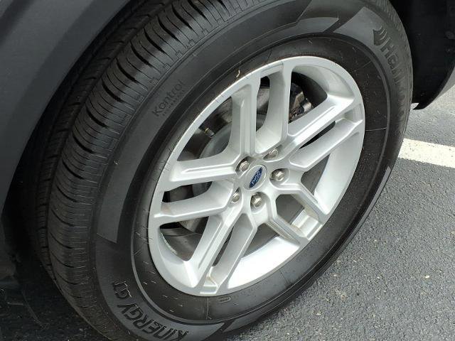 Certified 2025 Ford Explorer Active AWD/4WD image 22