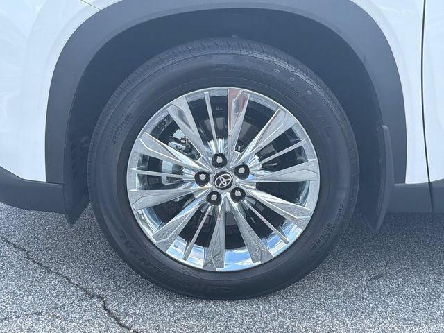 Used 2026 Toyota Grand Highlander AWD image 13
