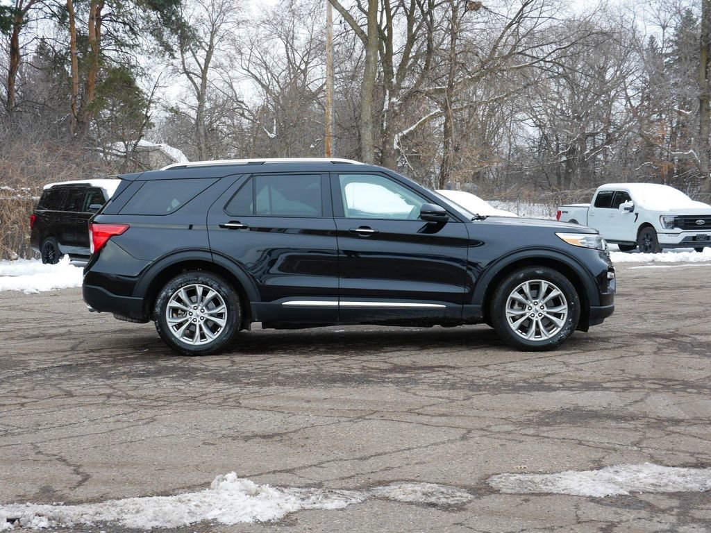 Certified 2023 Ford Explorer Limited w/ Limited Technology Package image 2