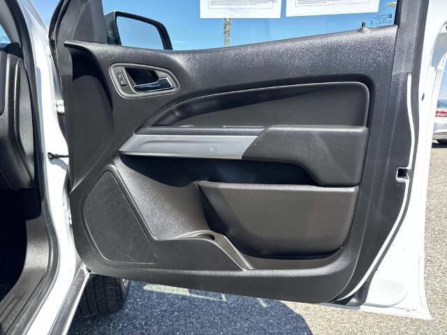 Used 2022 Chevrolet Colorado LT w/ Fleet Safety Package image 27