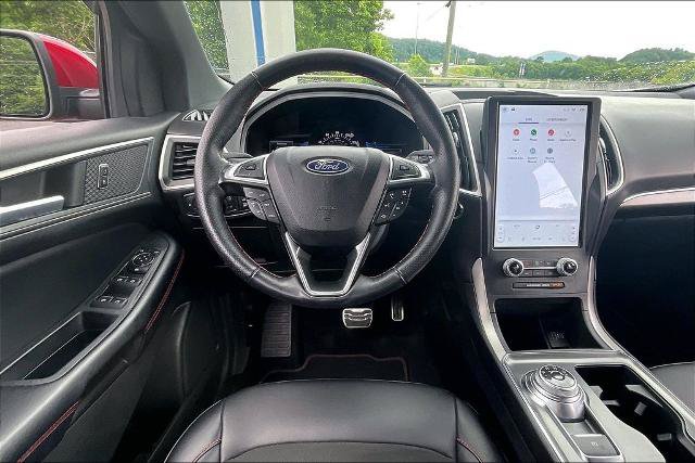 Certified 2022 Ford Edge ST-Line AWD/4WD image 5