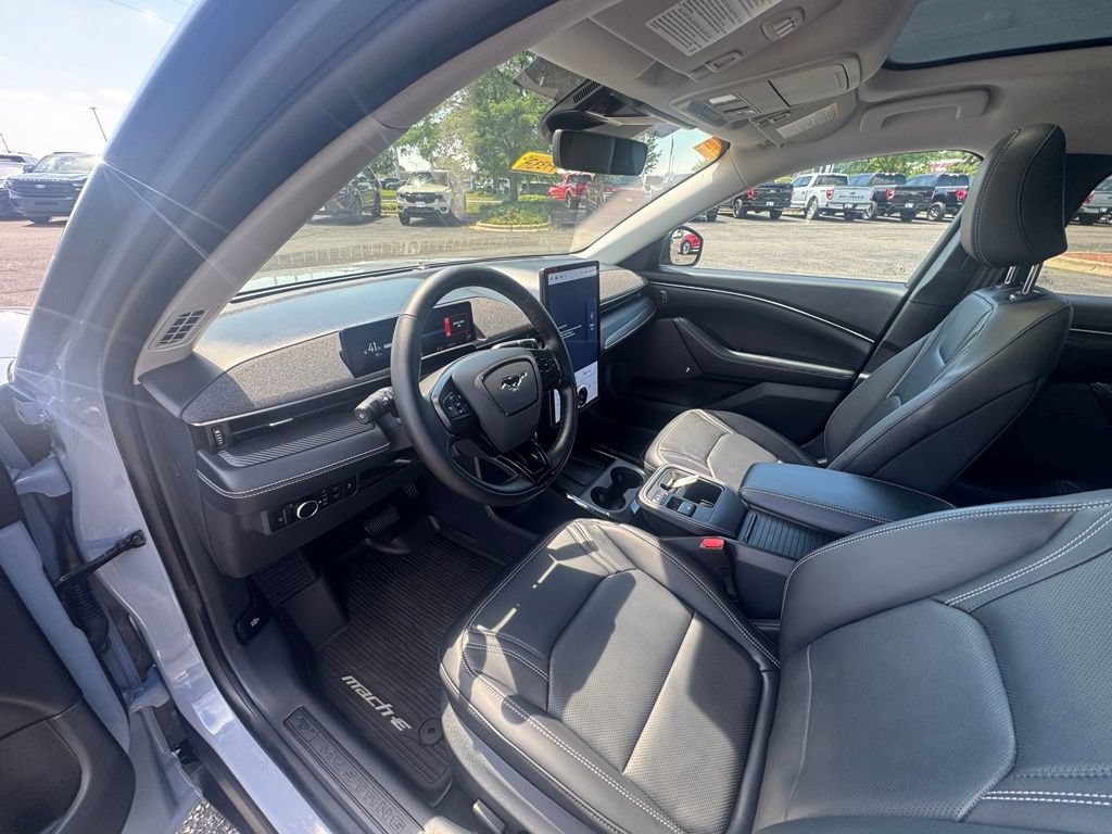 Certified 2025 Ford Mustang Mach-E Premium AWD/4WD image 12