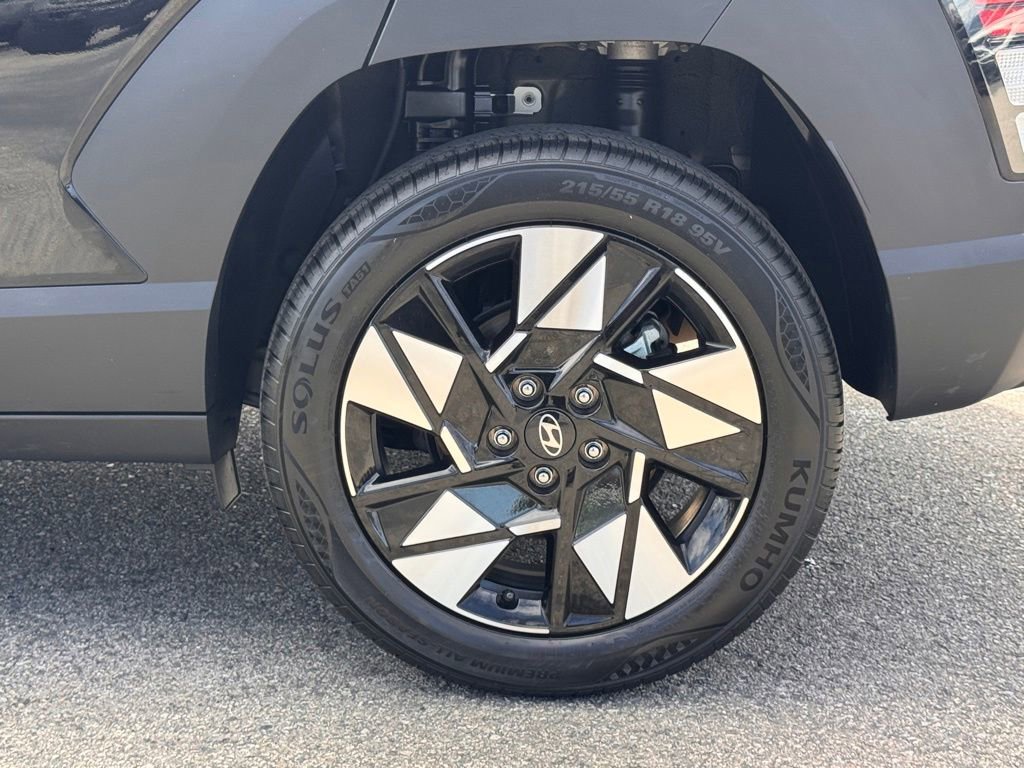 Used 2024 Hyundai Kona SEL AWD/4WD image 14
