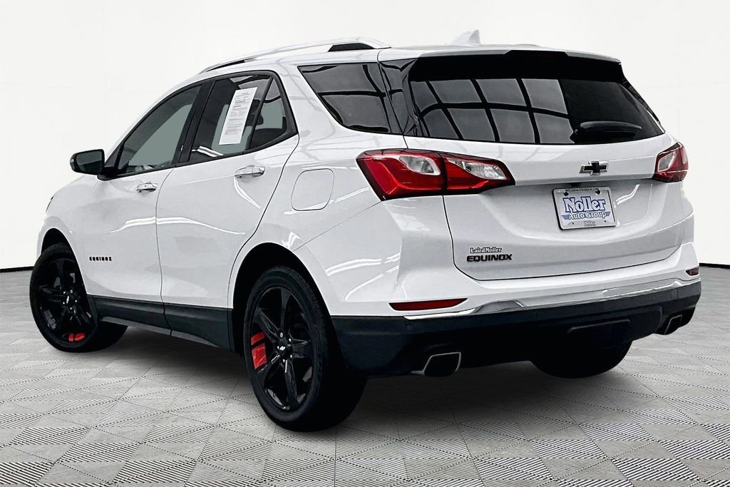Used 2020 Chevrolet Equinox Premier w/ Premier Redline Edition image 2