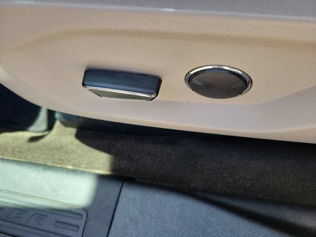 Certified 2018 Ford Explorer FWD image 22