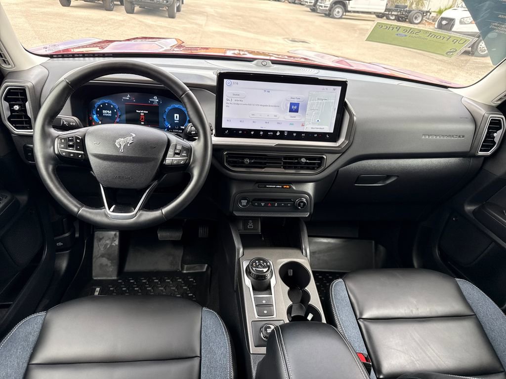 Certified 2025 Ford Bronco Sport Outer Banks w/ Outer Banks Tech Package+ AWD/4WD image 6