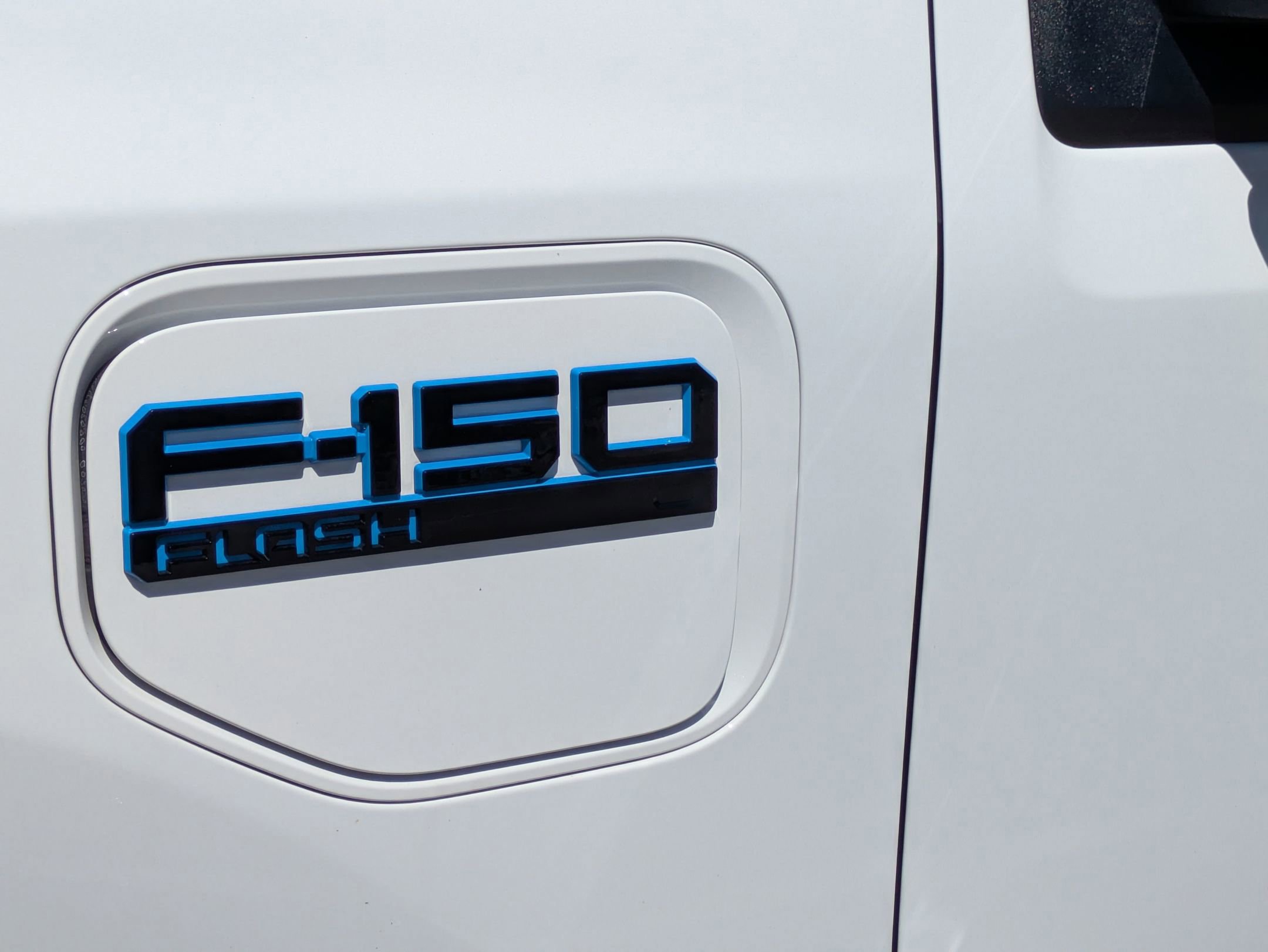 Certified 2025 Ford F150 Lightning Flash AWD/4WD image 14