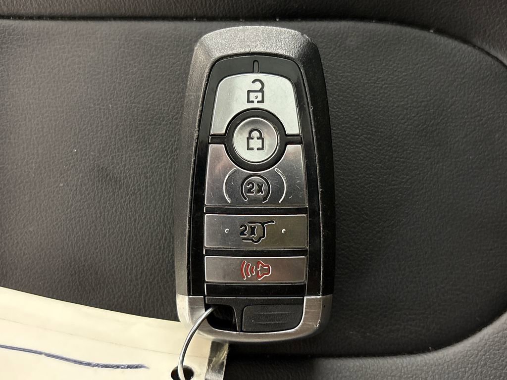 Certified 2025 Ford Expedition Platinum AWD/4WD image 34