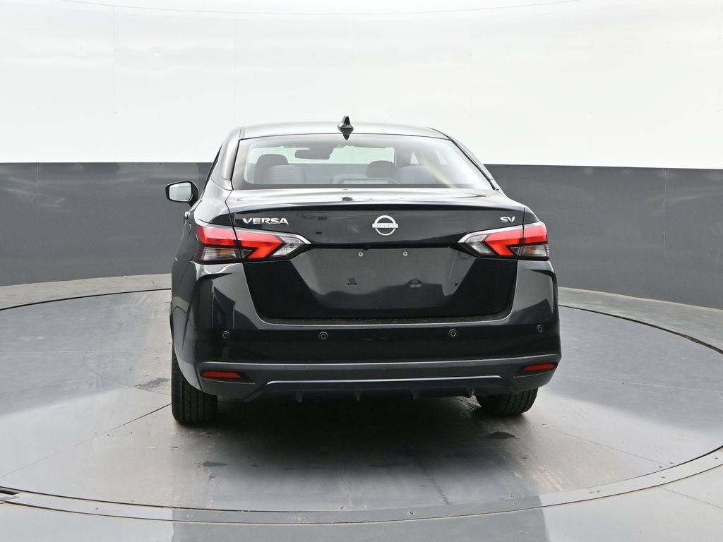 Used 2023 Nissan Versa SV FWD image 8