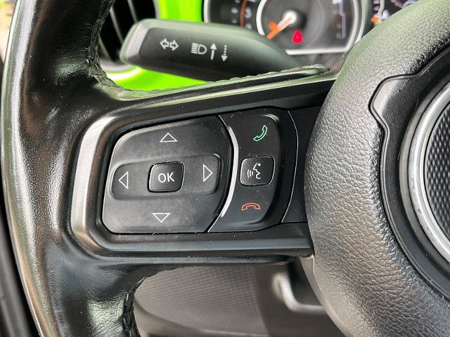Used 2021 Jeep Gladiator Sport AWD/4WD image 16