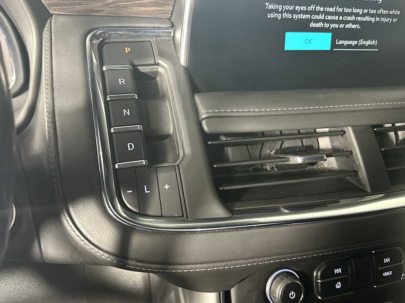 Used 2023 Chevrolet Tahoe Z71 w/ Luxury Package image 32