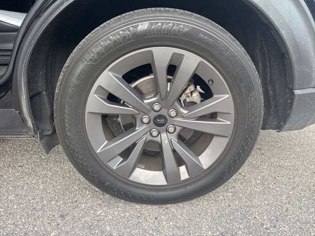 Certified 2021 Ford Explorer XLT w/ Equipment Group 202A RWD image 15