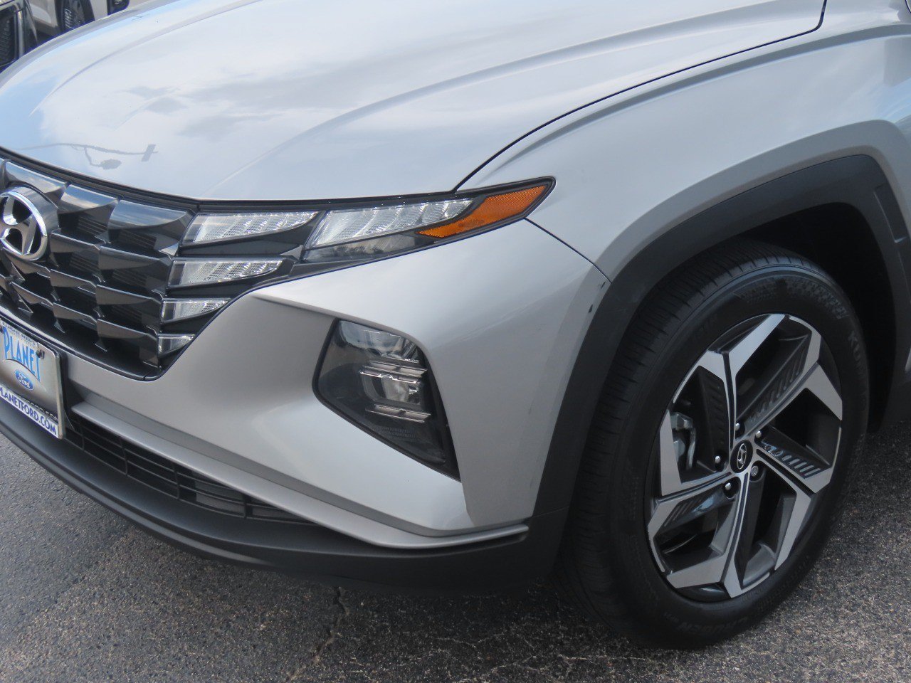 Used 2024 Hyundai Tucson SEL w/ Convenience Package FWD image 3
