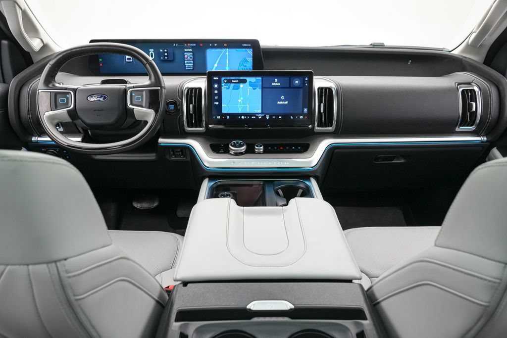 Certified 2025 Ford Expedition Platinum AWD/4WD image 15