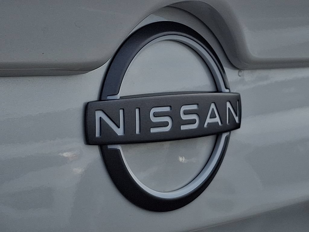 Used 2025 Nissan Sentra SR FWD image 29