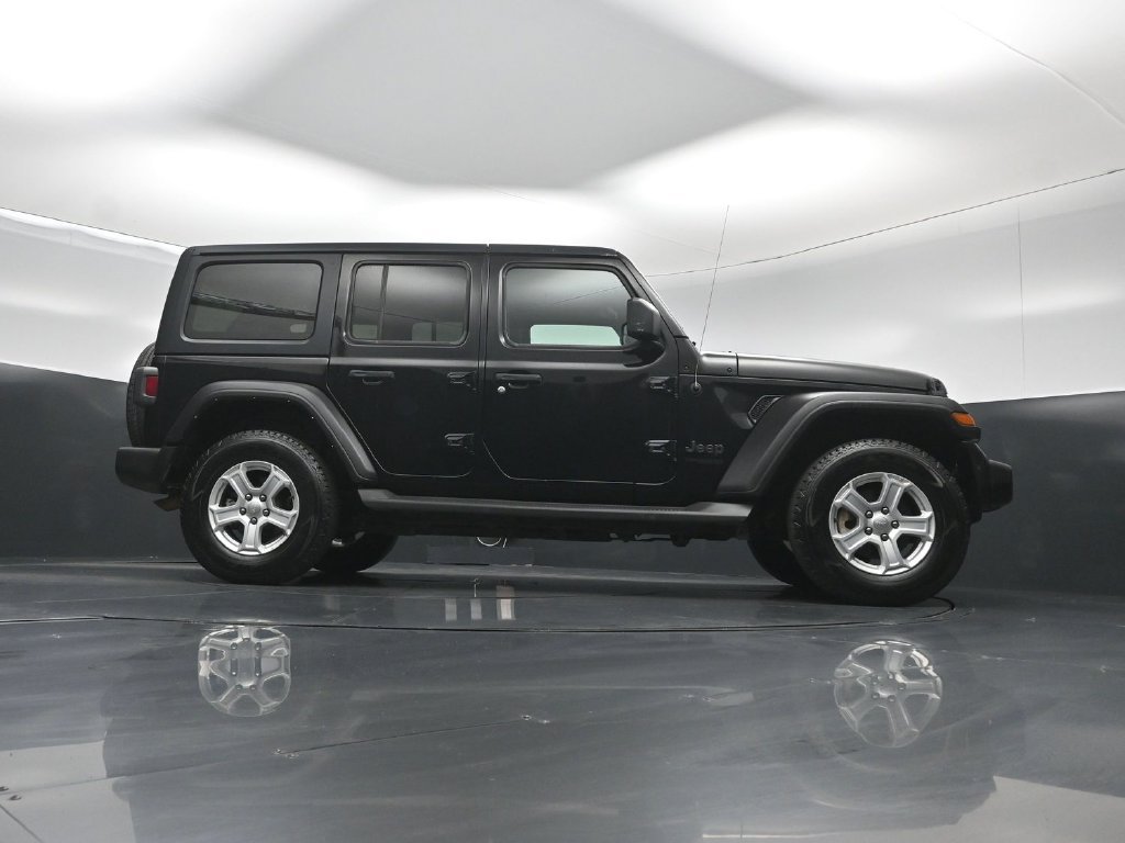 Used 2022 Jeep Wrangler Unlimited Sport AWD/4WD image 43