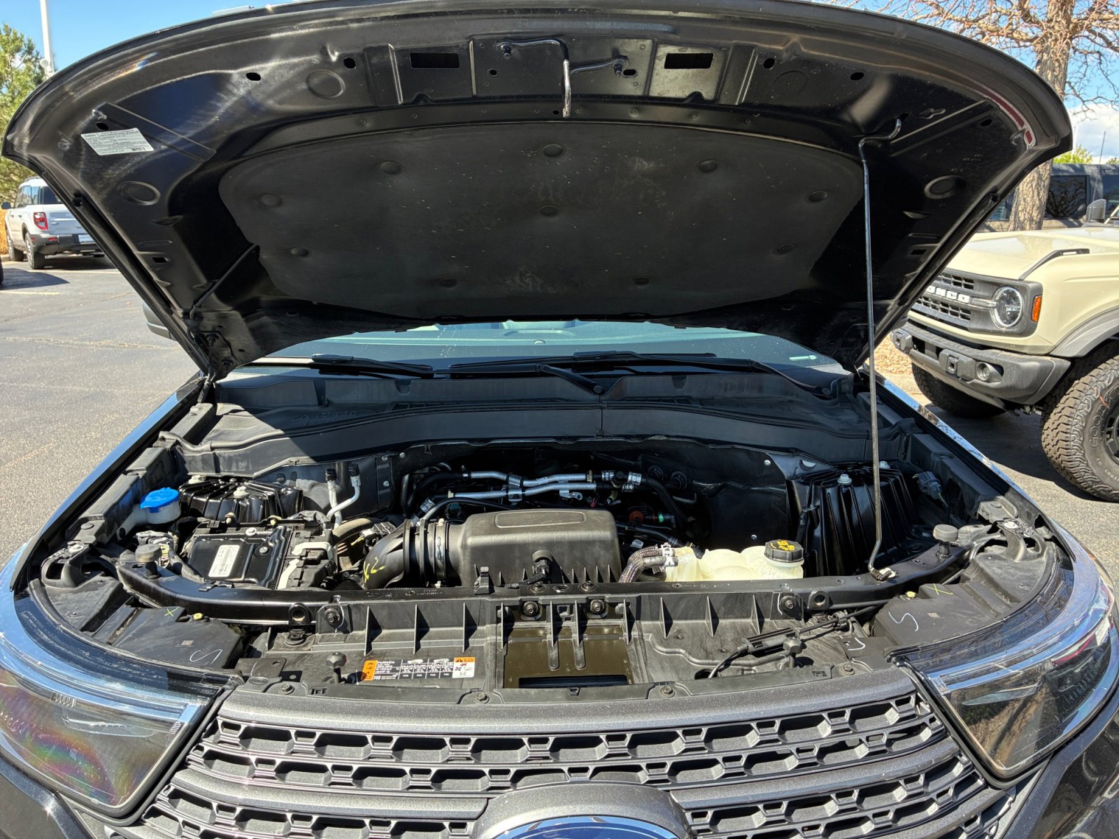 Certified 2021 Ford Explorer XLT w/ Equipment Group 202A image 22