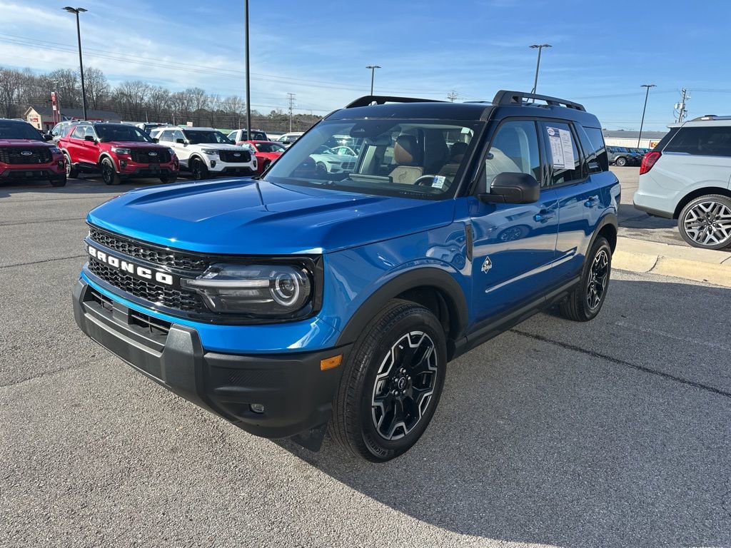Certified 2025 Ford Bronco Sport Outer Banks AWD/4WD image 4